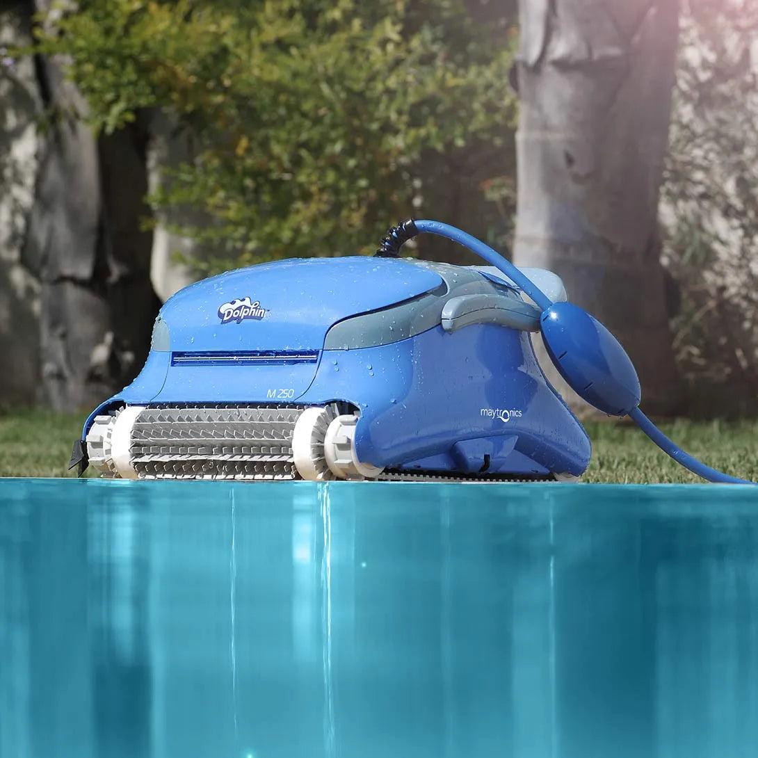 Dolphin M250